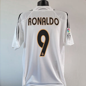 RONALDO 9 Real Madrid Shirt - Medium - 2004/2005 - Adidas Home Galacticos