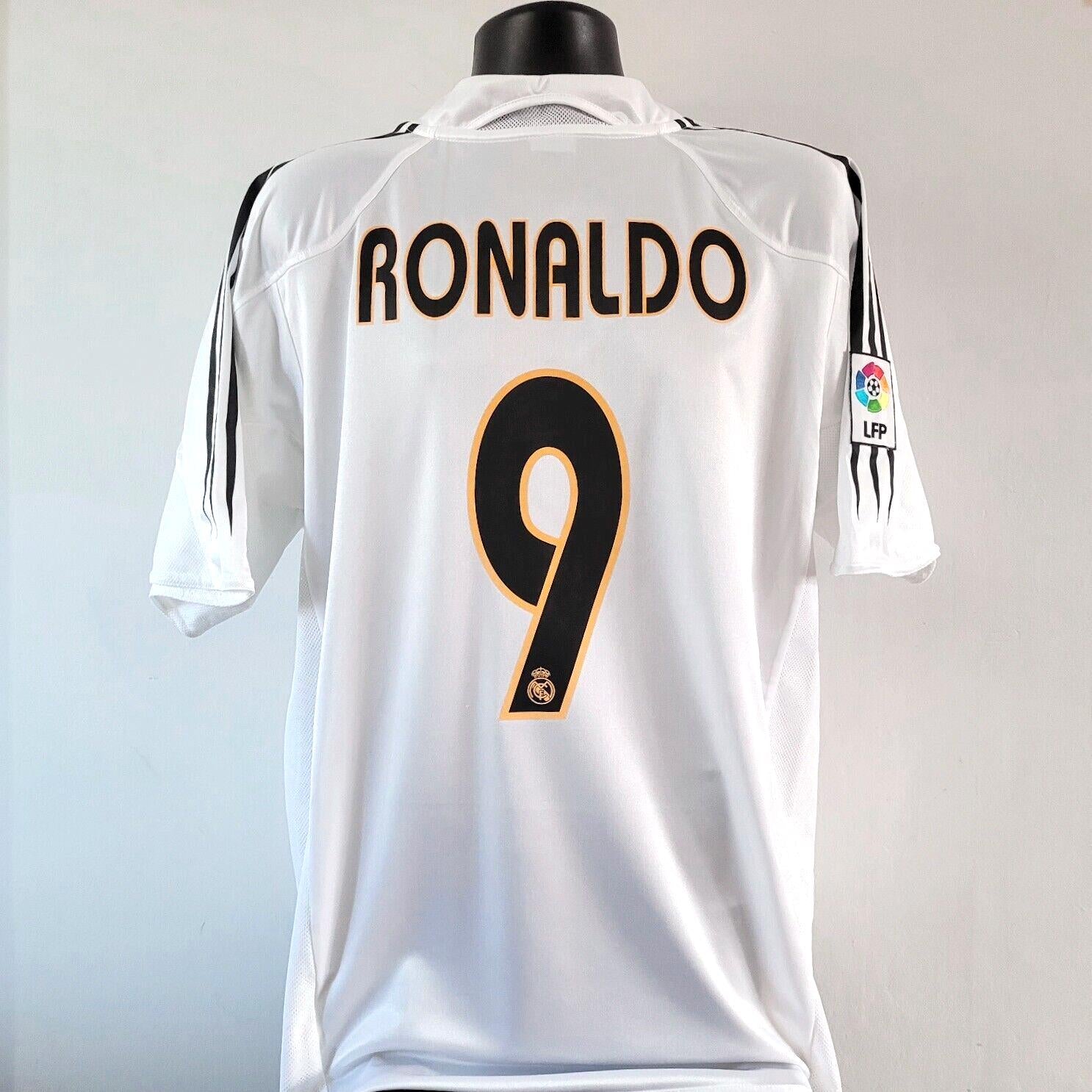 Real madrid best sale shirt 2005